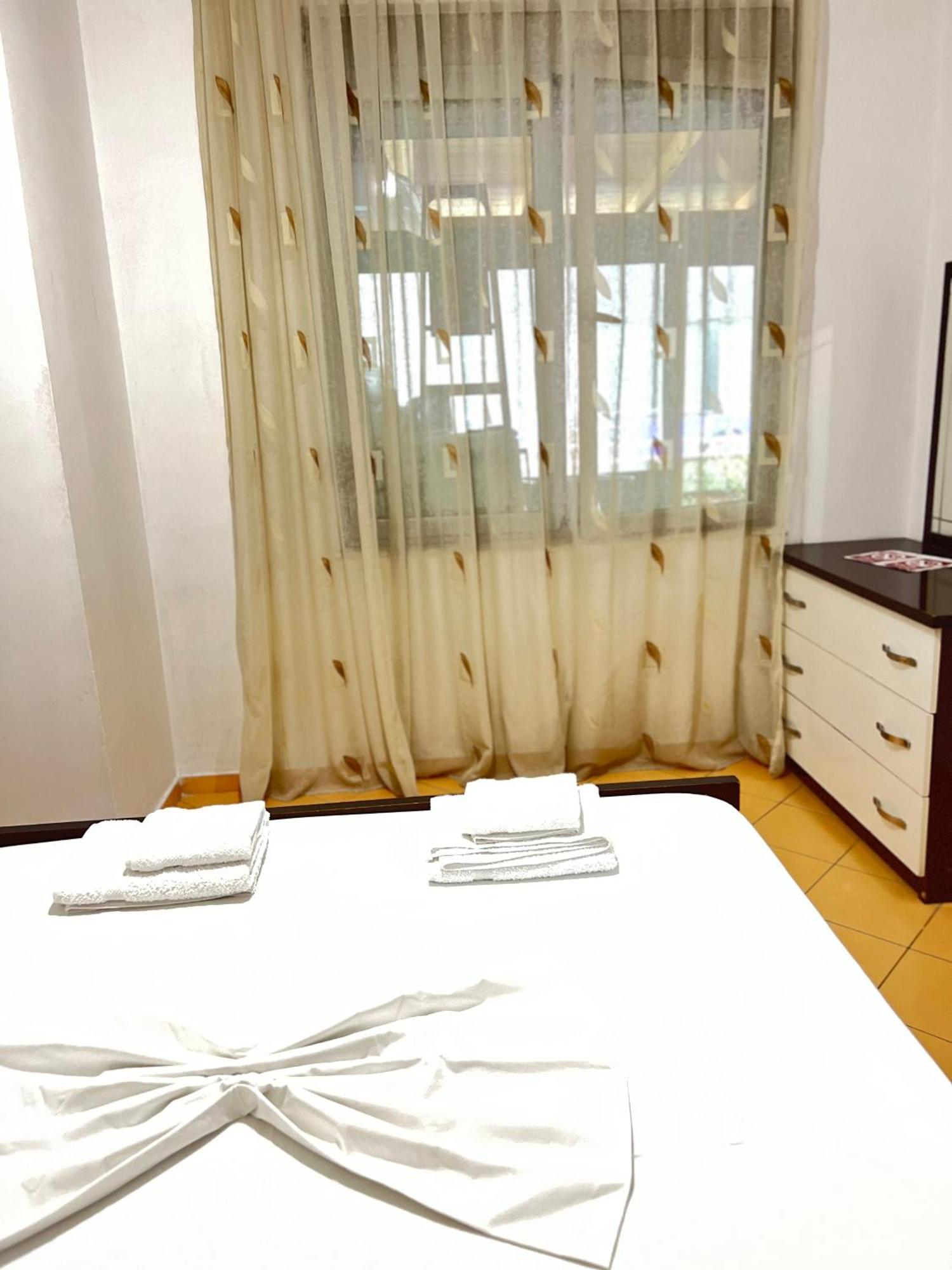 Leonard Appartement *